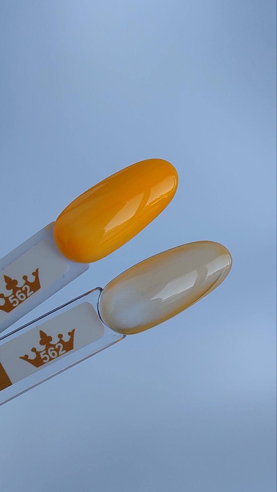 Гел лак 562 витраж | TPO free гел лак за маникюр | Качествени гел лакове | Поръчай от FREYA Nails