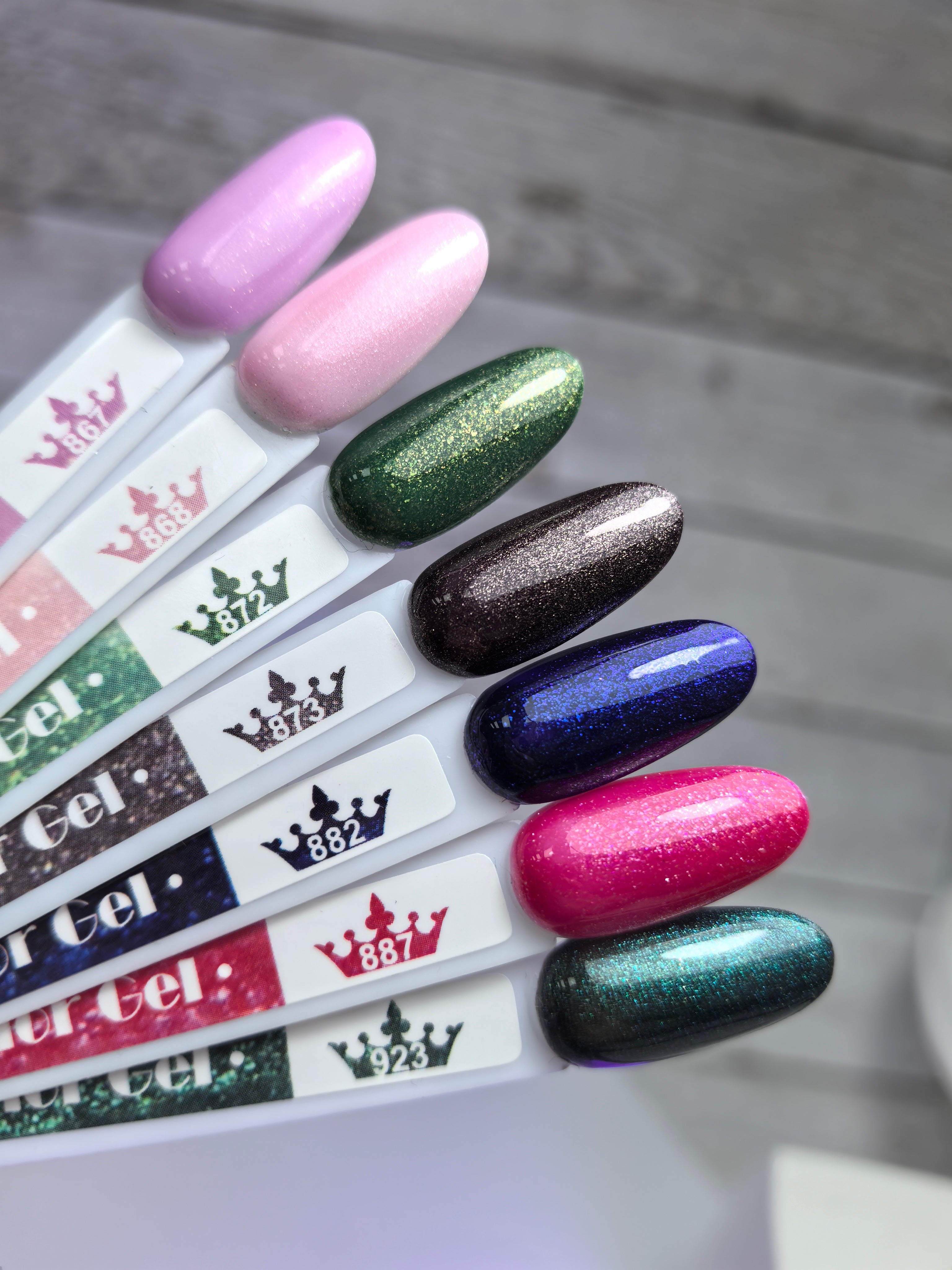 Гел лак 873 - цветове с висока пигментация и лесно нанасяне